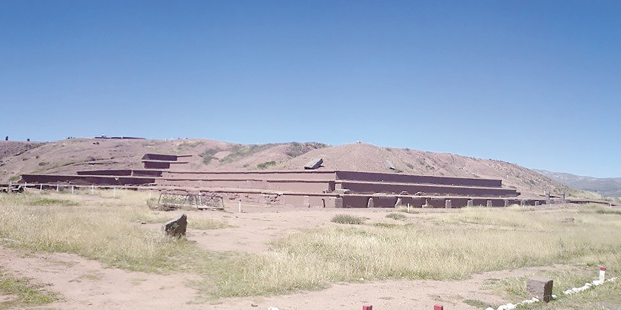 Se inician las obras para preservar la pirámide de Akapana en Tiwanaku