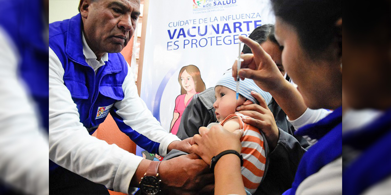 Arce anuncia distribución de vacunas pediátricas contra la influenza y anticipa llegada de dosis para grupos de riesgo