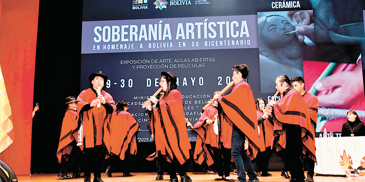 Expresiones artísticas en la inauguración del Foro.