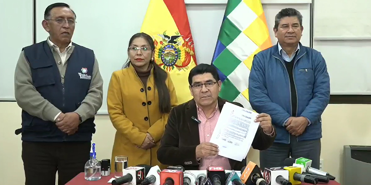 Activan clases virtuales y adelantan vacaciones