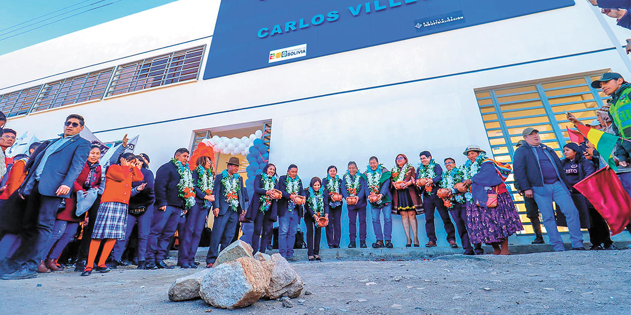 La Paz recibió 63 infraestructuras educativas en la gestión de Lucho