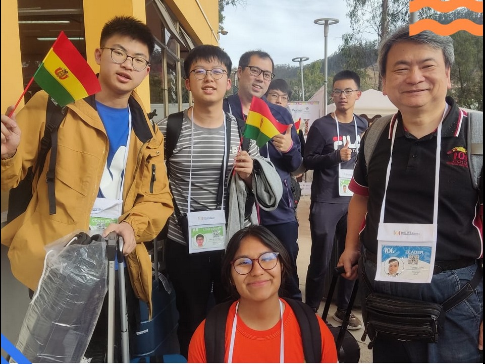 ULT JOVENES MACAO CHINA