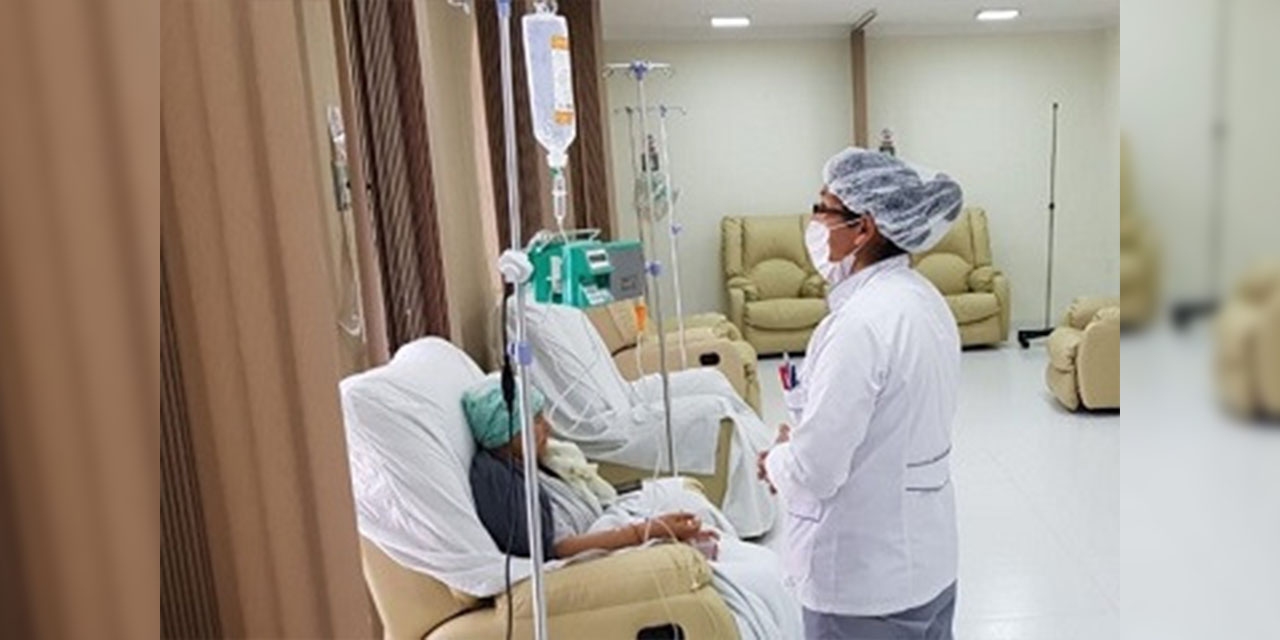 Pacientes con cáncer, cuando recibían atención.