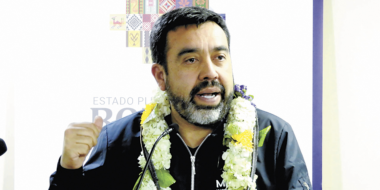 RUIZ 0108