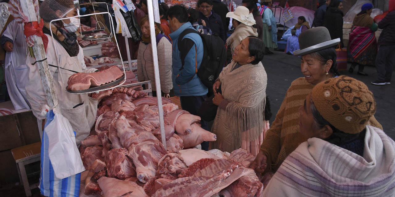 La demanda de carne de cerdo crece en las fiestas de fin de año. 