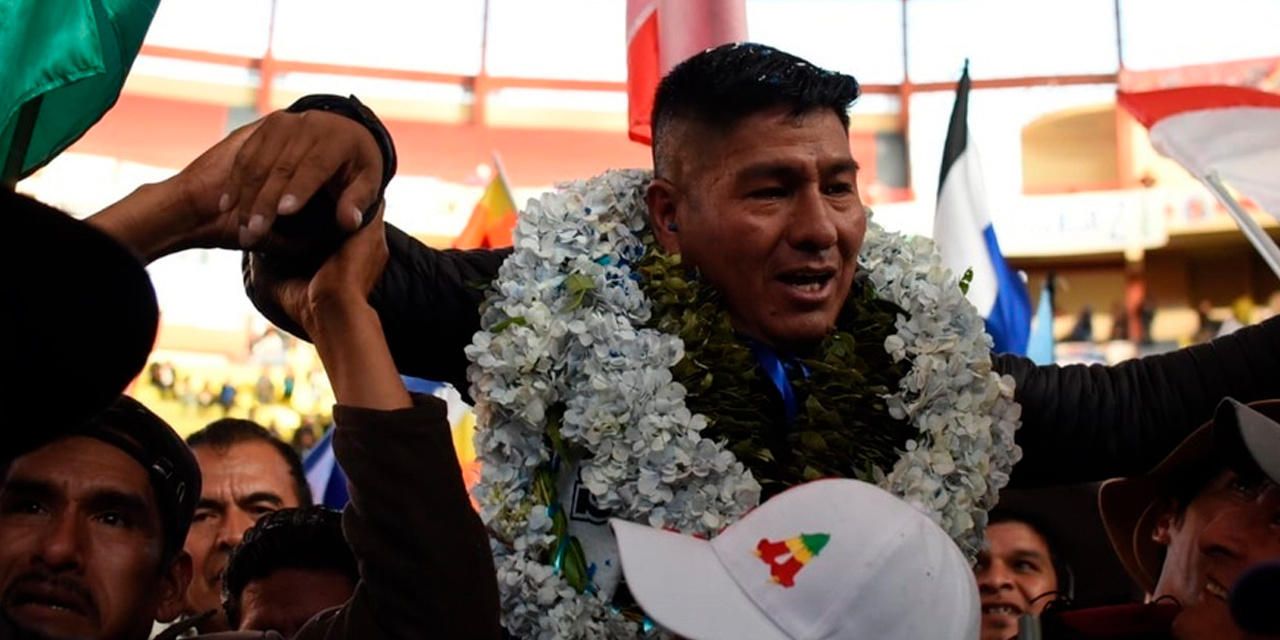 Grover García fue elegido presidente del MAS en el congreso de mayo en El Alto