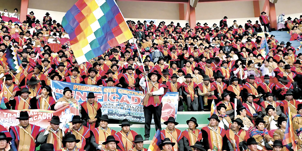 La Federación Departamental Única de Trabajadores Campesinos de La Paz Túpac Katari en su XXVI Congreso Ordinario de este año. 