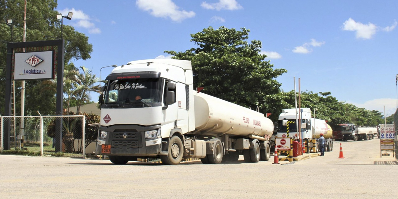 Los importadores de combustible deben cumplir los requisitos vigentes. 