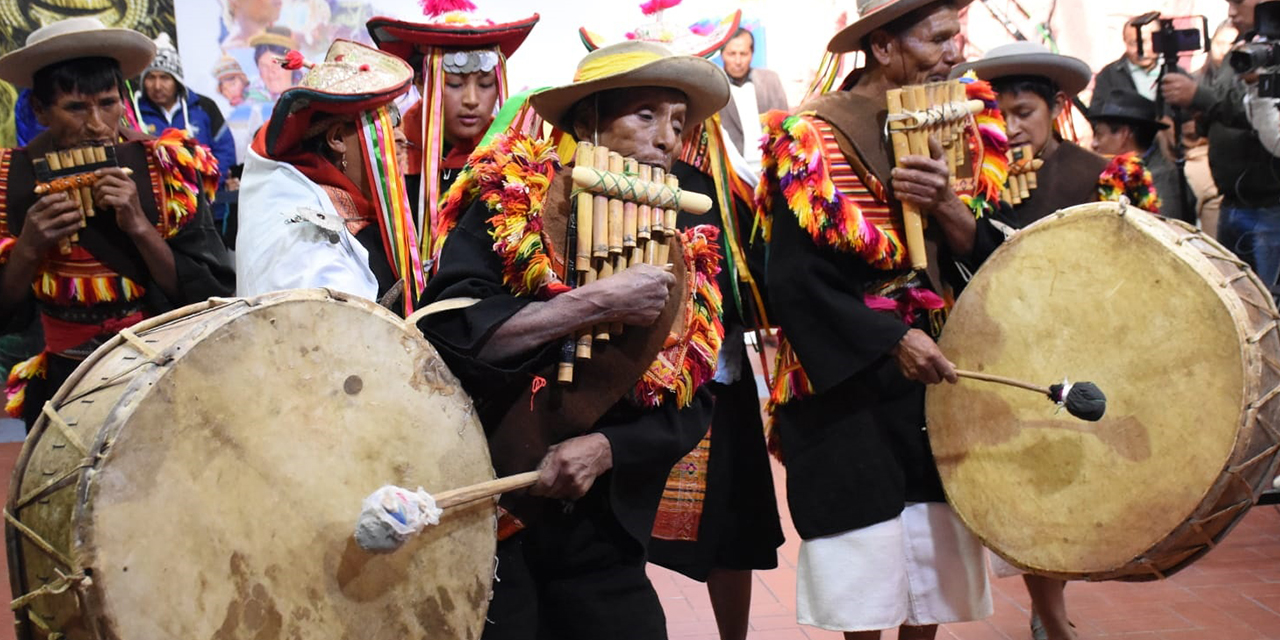 Músicos del municipio de Presto, durante su presentación en el lanzamiento de la festividad. (Foto: Jorge Mamani)