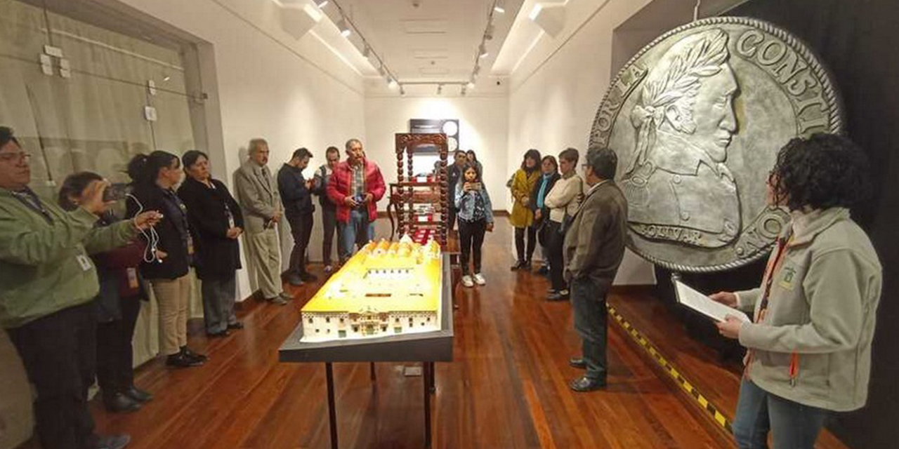 Exposición itinerante sobre el rol de Simón Bolívar. Foto: Casa Nacional de Moneda