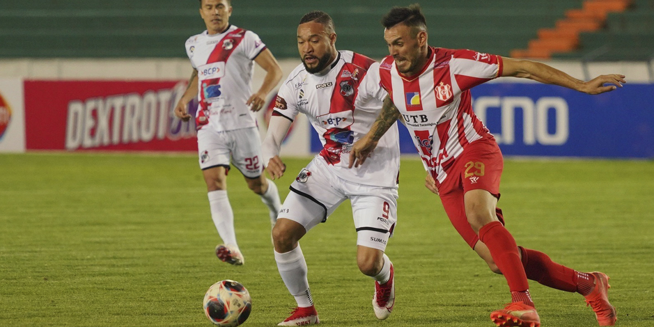 Una escena del partido ganado por el equipo potosino. (Foto: APG)