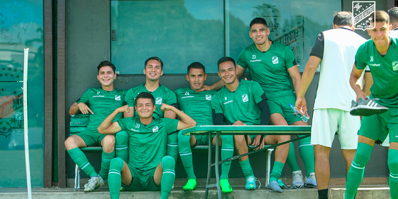 La confianza de los jugadores del equipo verdolaga. (Foto: Oriente Petrolero)