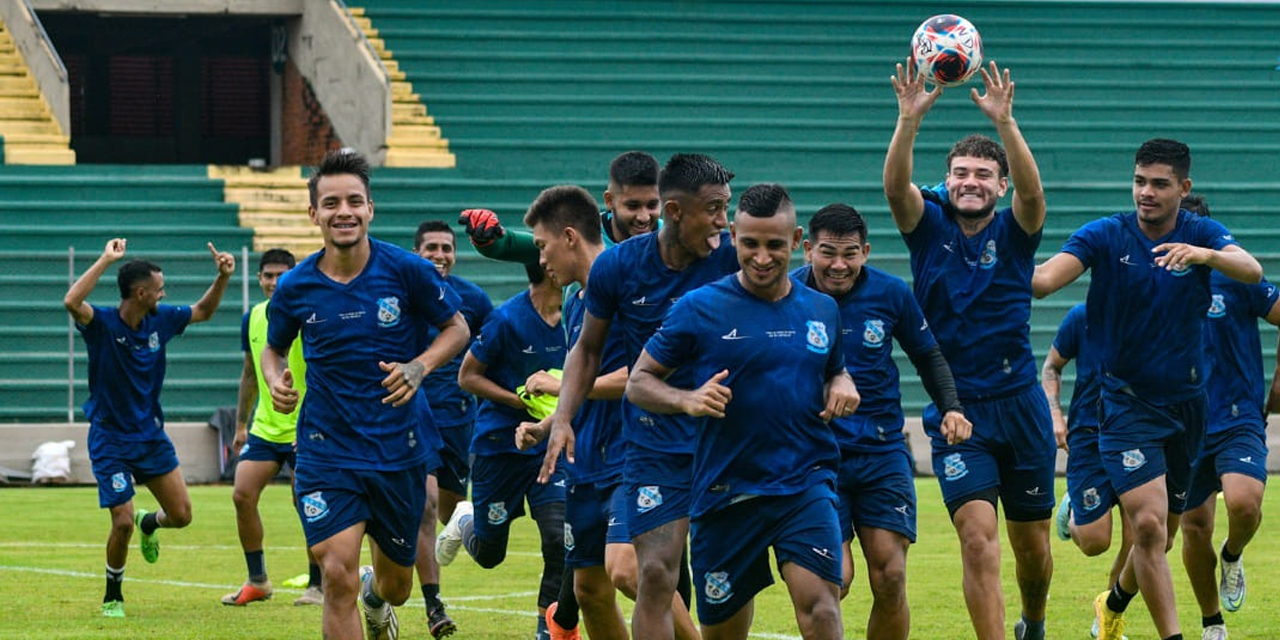 Jugadores de Vaca Díez optimistas en el cierre de entrenamientos. (Foto: Vaca Diez)