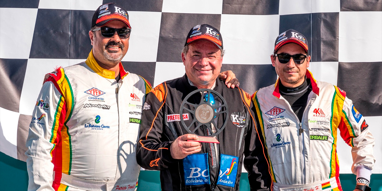 Los pilotos nacionales Patricio Franulic, Sergio Kosky (padre) y Sergio Kosky (hijo), integrantes del BRT, buscarán un triunfo en el automovilismo en EEUU. Foto: Copa Fara