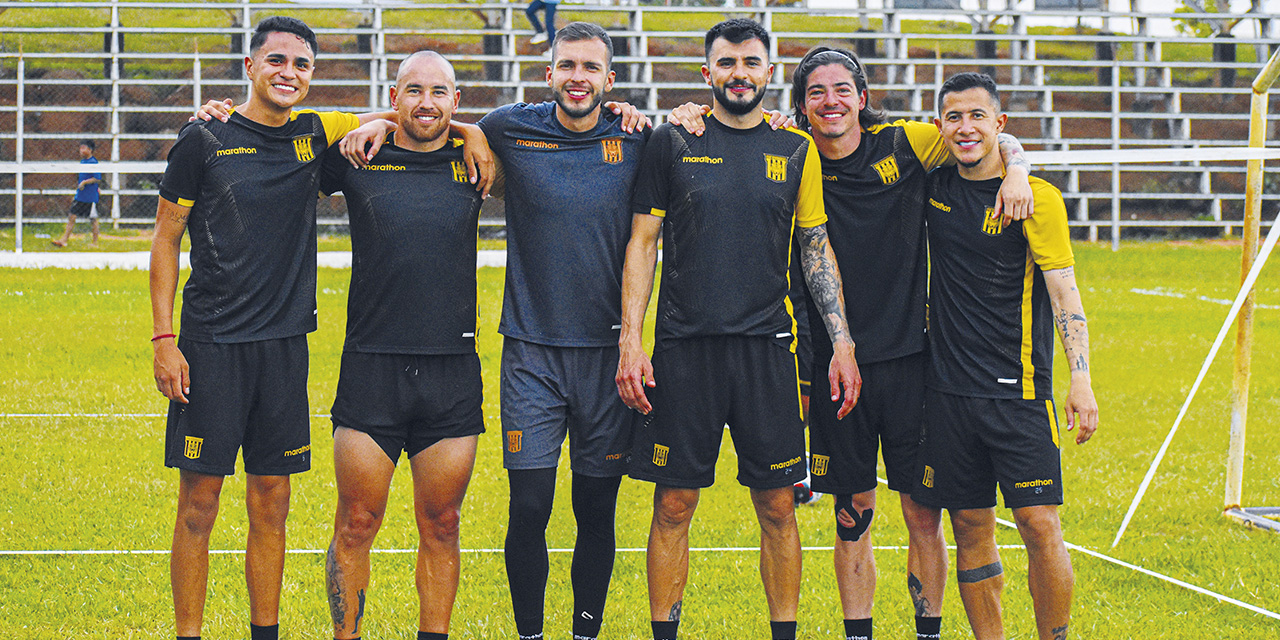 Los jugadores del Tigre darán todo en su duelo de hoy con Vaca Díez. | Foto: The Strongest