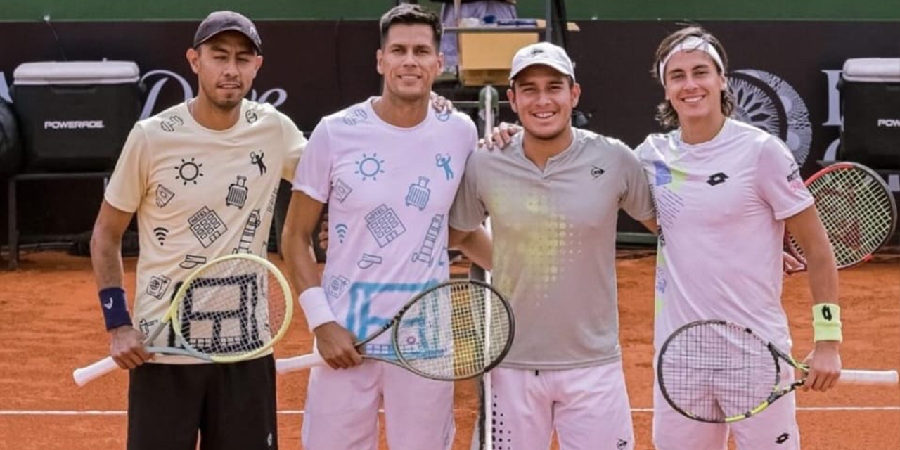 La pareja boliviana Zeballos y Arias (i) antes del duelo nal.