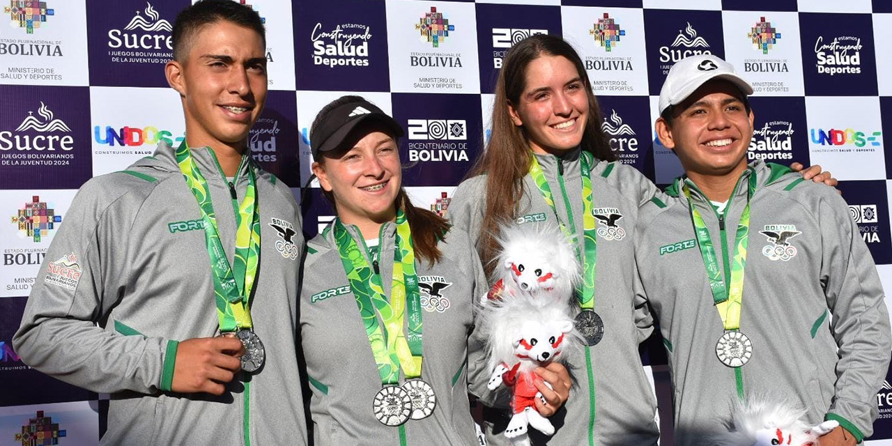 Los tenistas que ganaron medallas para Bolivia.