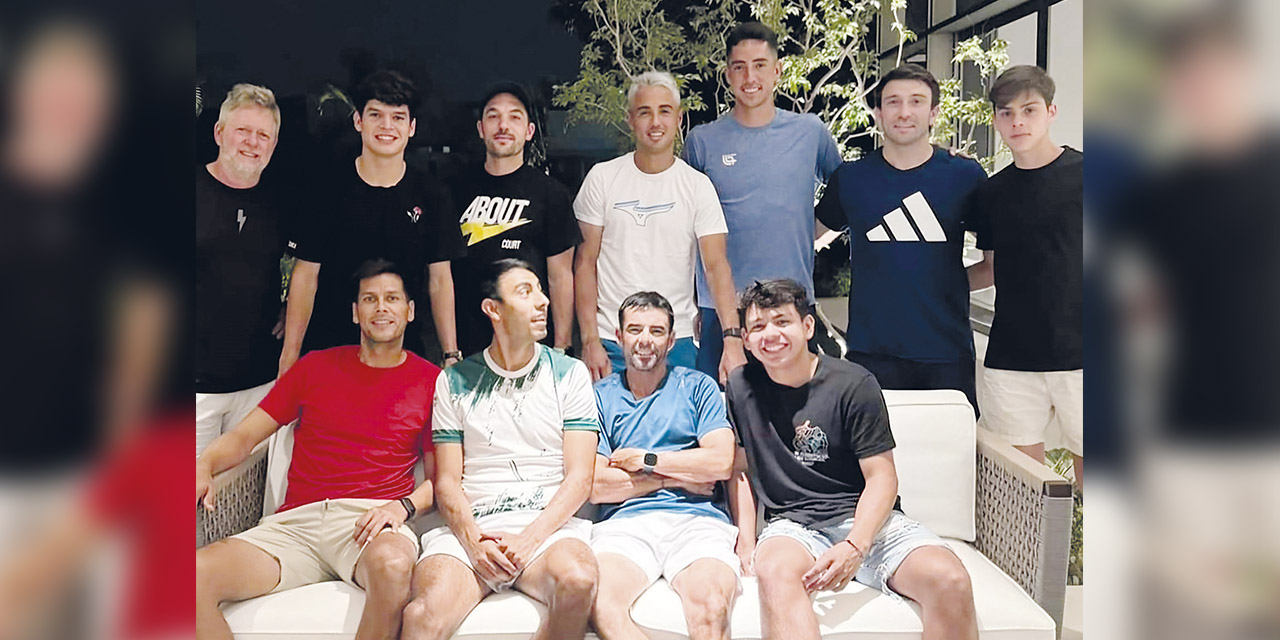 Integrantes del equipo  Bolivia de tenis.