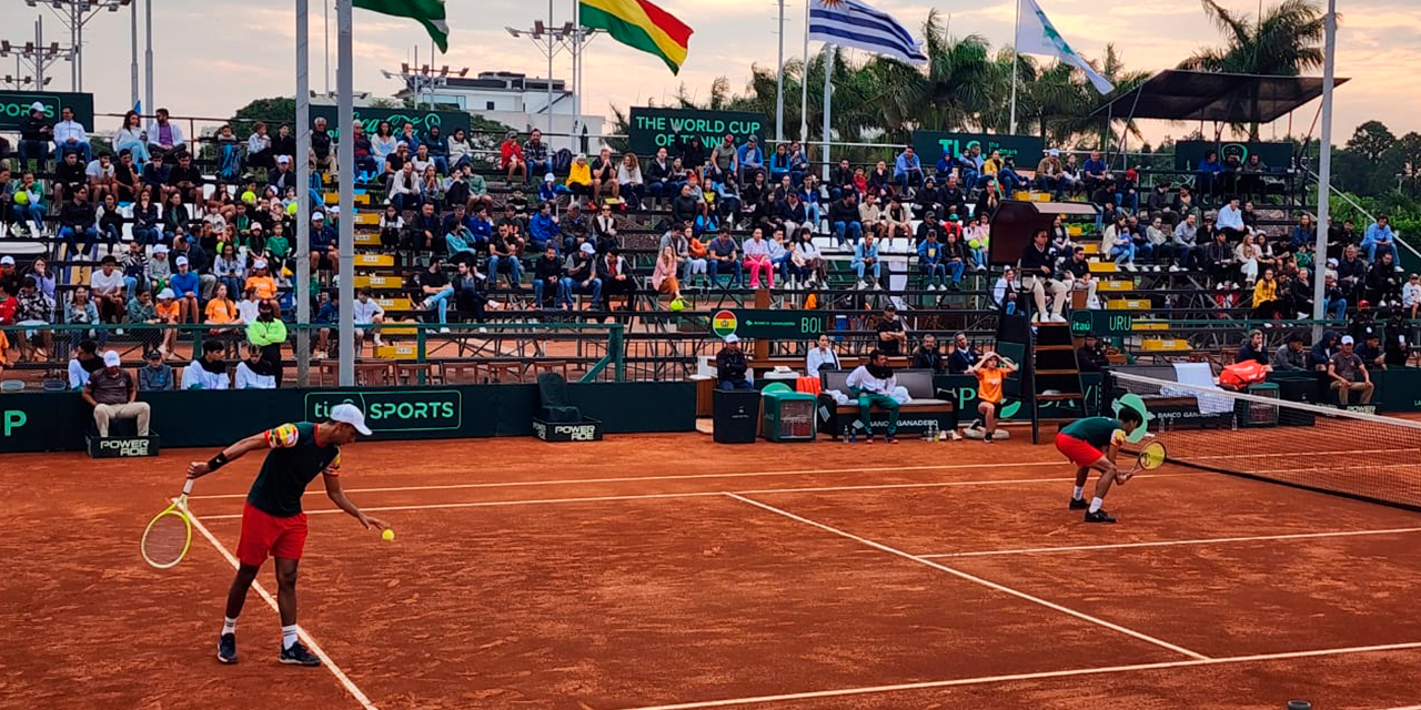 El equipo boliviano de dobles en acción. Foto: Familia Prado