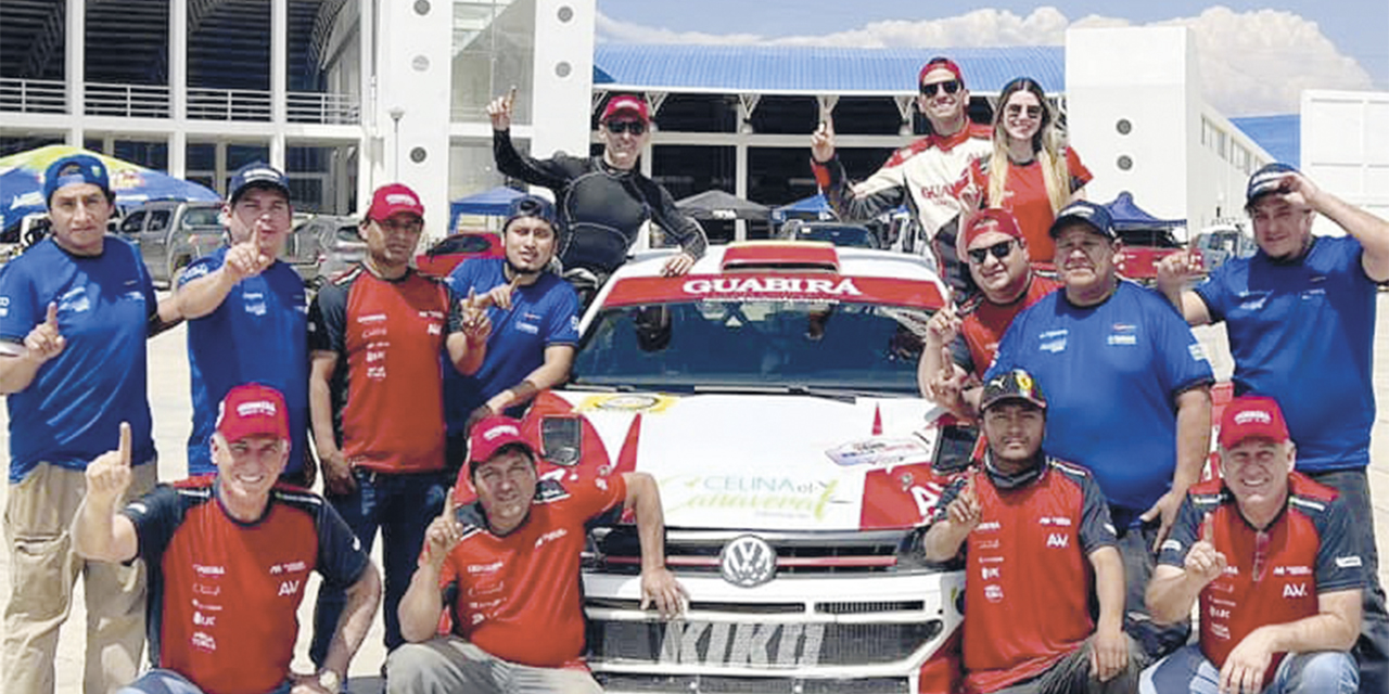 El team Aguilera, que conquistó el título de modalidad rally de la temporada.