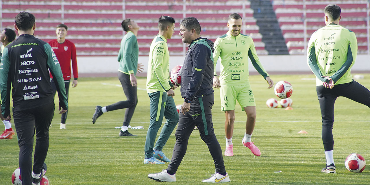 La Selección boliviana comenzaría el trabajo de preparación para el encuentro contra Colombia desde el viernes.