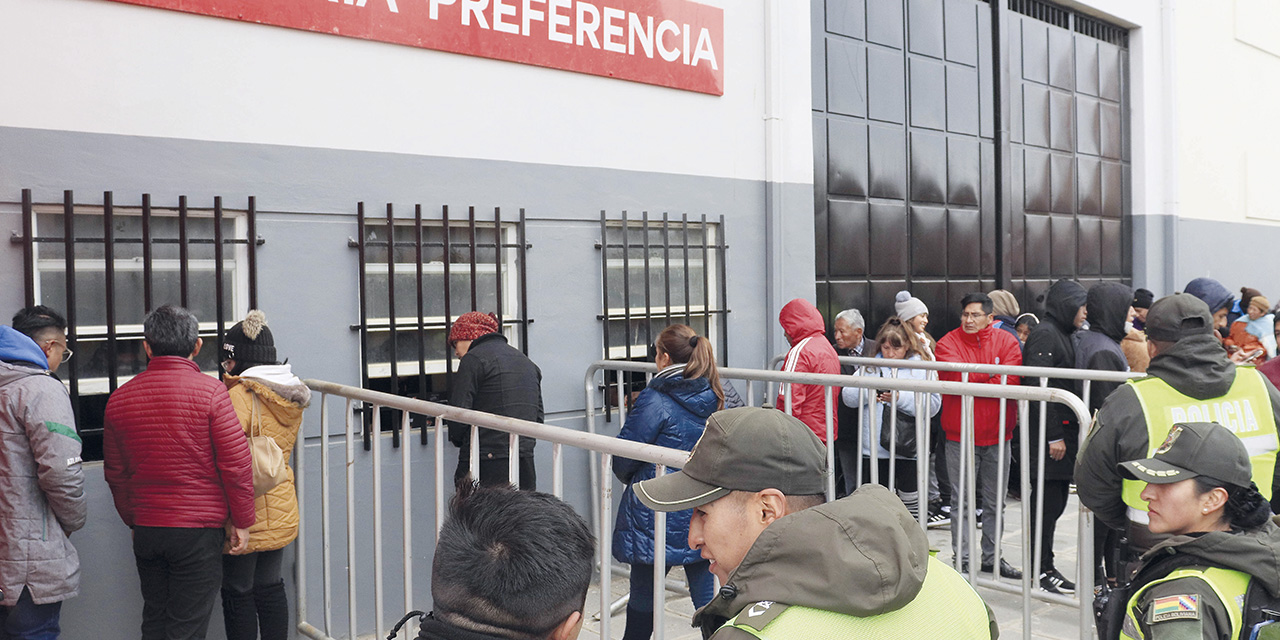 Las entradas en físico para el cotejo ante Paraguay se venderán el martes 12. | Foto: FBF