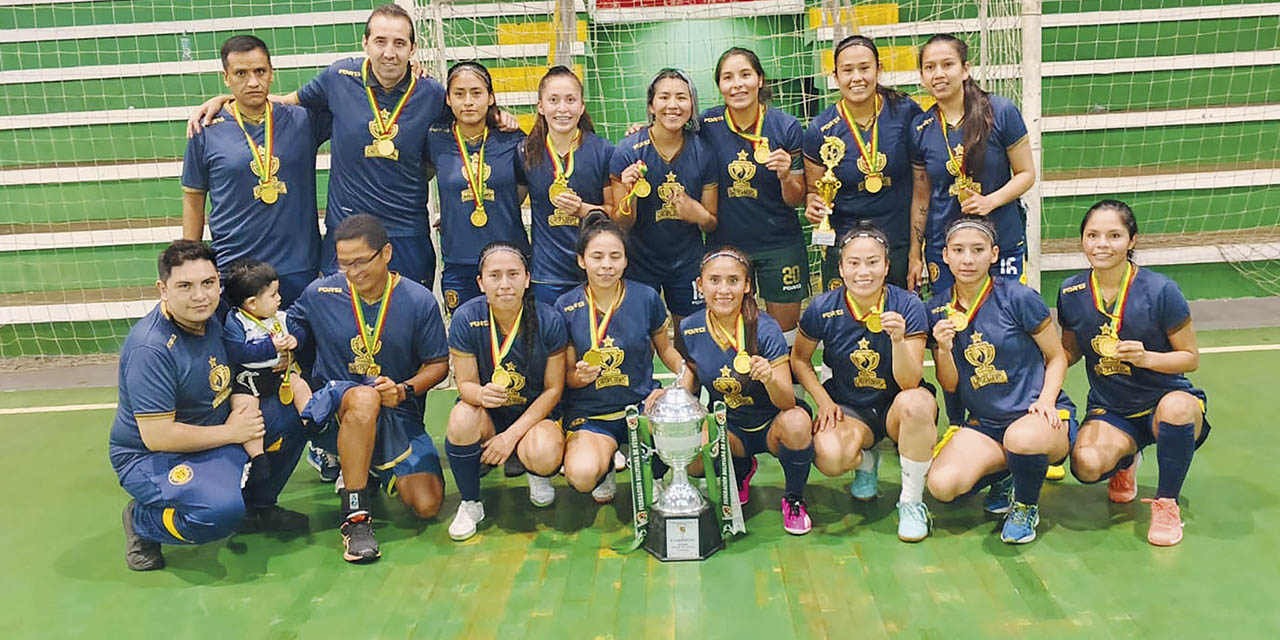 Equipo de Víctor Muriel, nuevo campéon de futsal femenino.