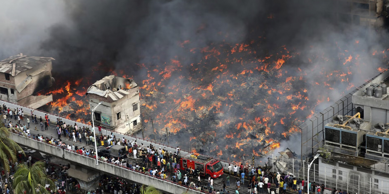 El incendio se produjo en plena época del mes sagrado musulmán. (Foto: Independent)