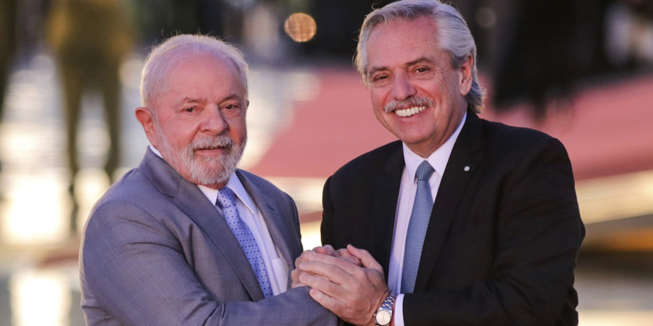 Luiz Inácio Lula da Silva con su homólogo Alberto Fernández. (Foto: RT)