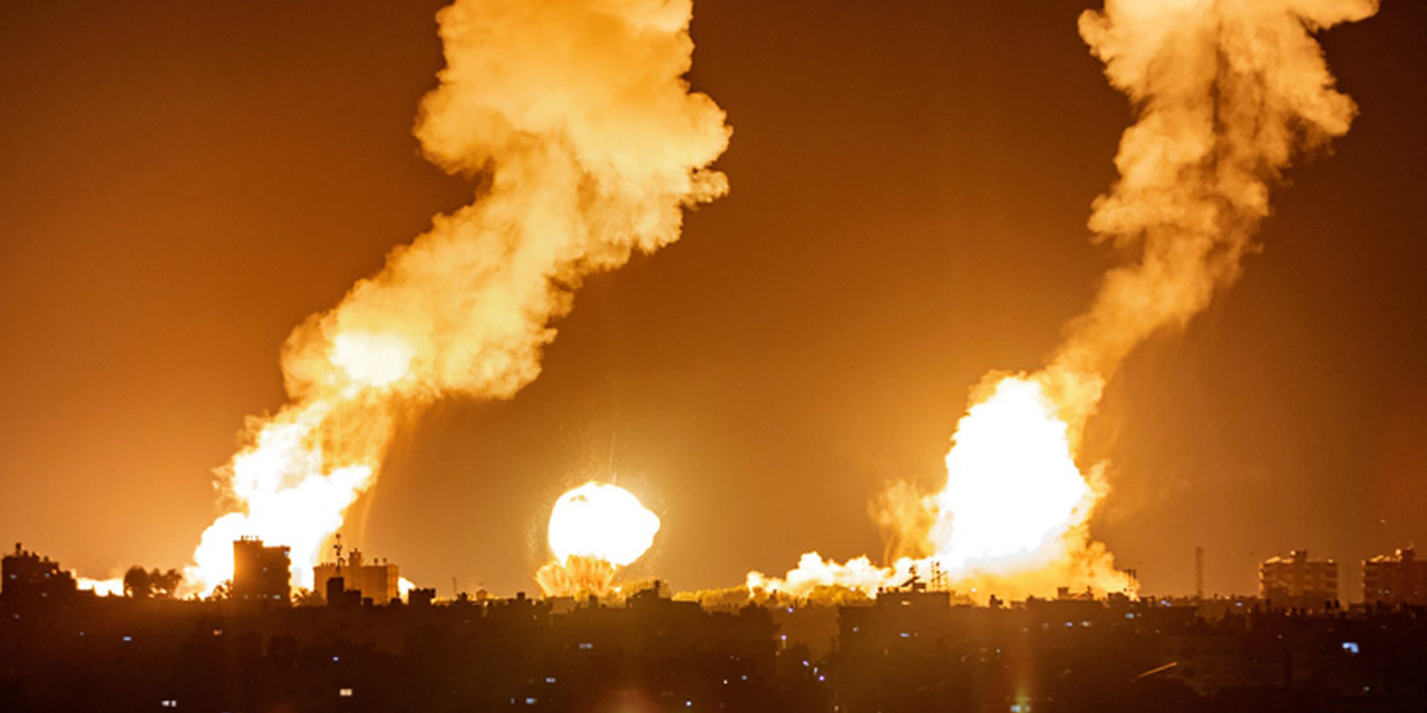 Explosión sacudió ayer la base militar de Kalsu, utilizada por las Fuerzas de Movilización Popular. Foto: RT