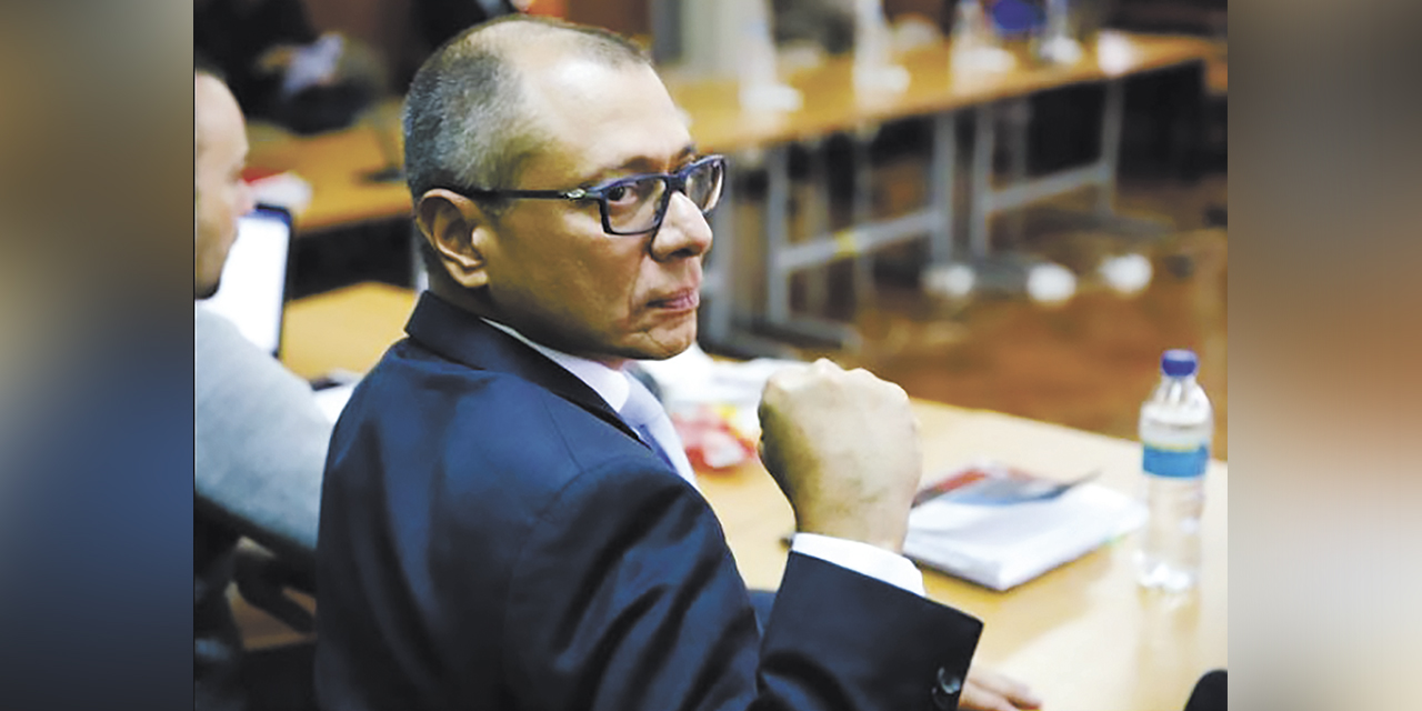 Jorge Glas fue detenido en la Embajada de México en Ecuador. | Foto: RRSS