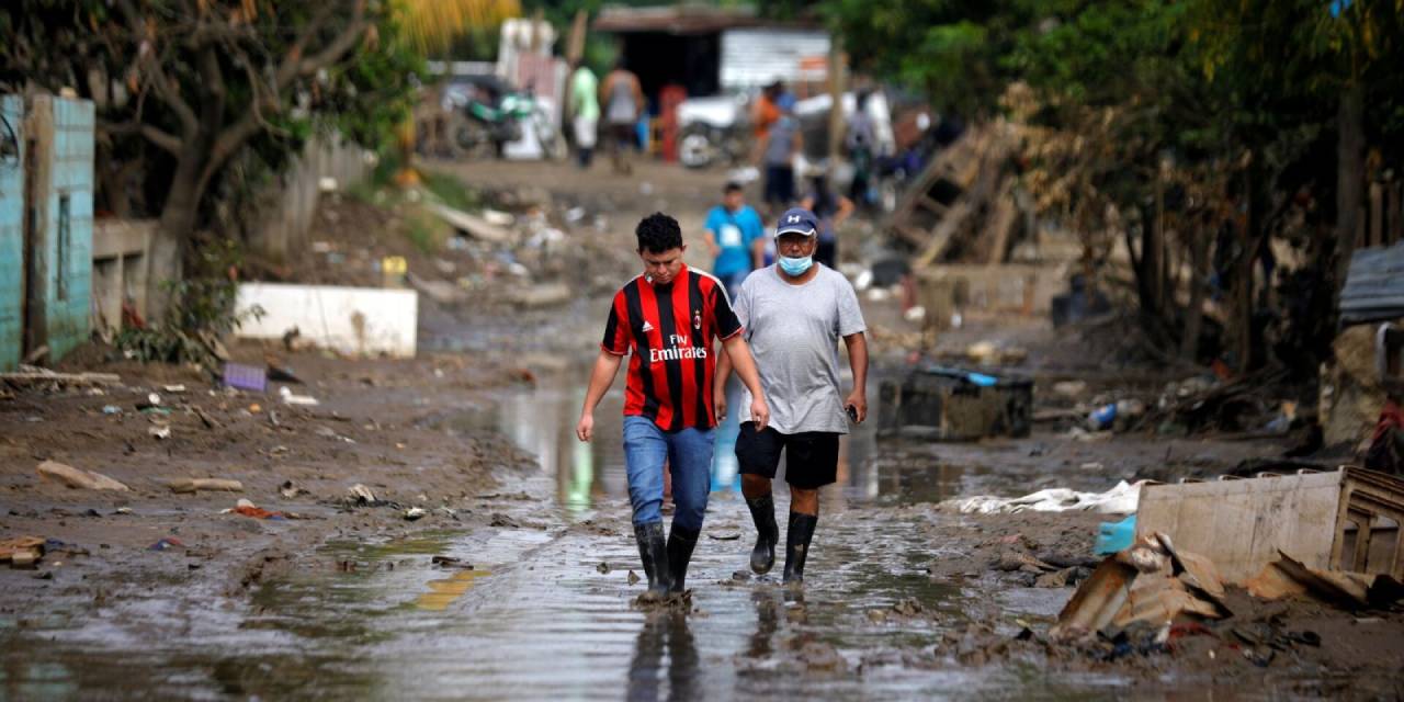 Tormenta Sara desencadena intensas lluvias en Honduras