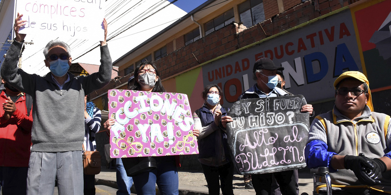 Una protesta solidaria pide justicia por la brutal golpiza. (Foto: Archivo)