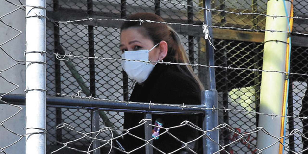 Jeanine Añez en la cárcel de mujeres de Miraflores, en la ciudad de La Paz. | Foto: RRSS