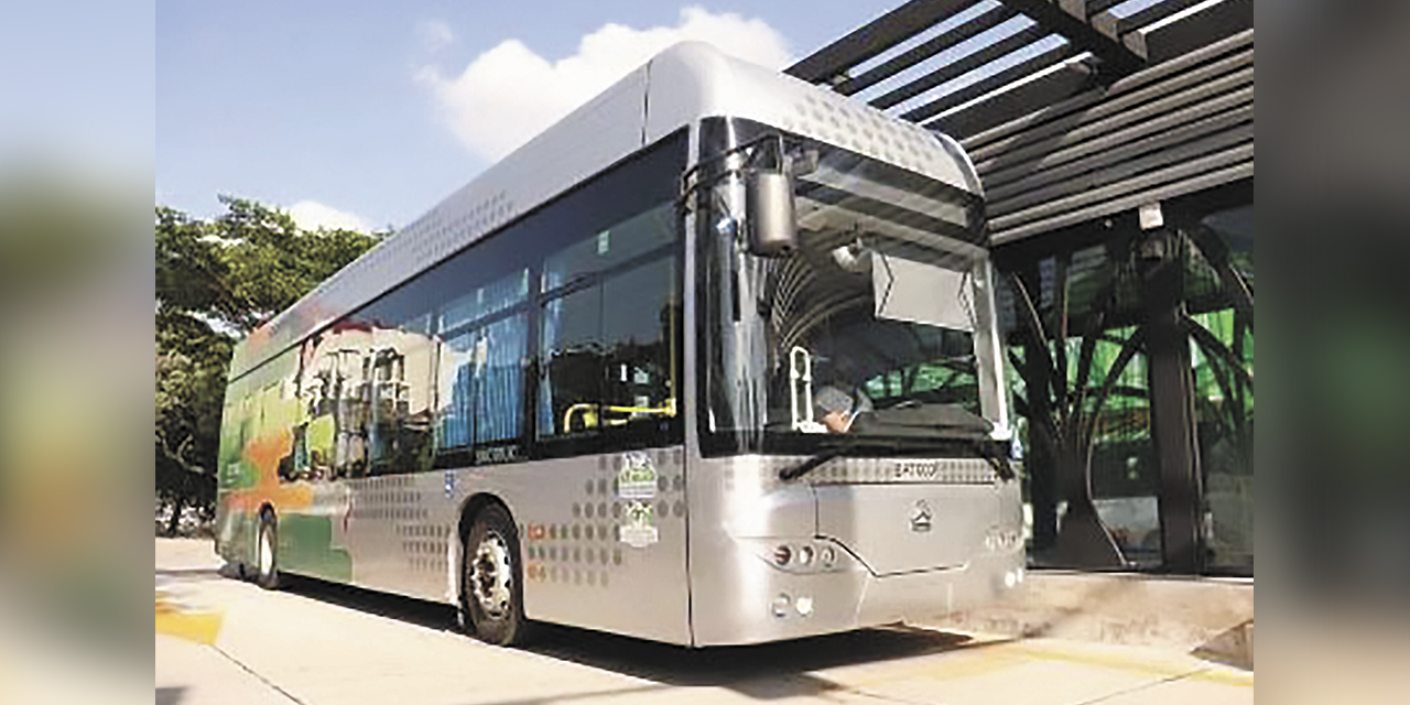 Uno de los vehículos que formaría parte del Sistema de Buses de Transporte Rápido (BTR) en Santa Cruz de la Sierra. | Foto: Ministerio Público