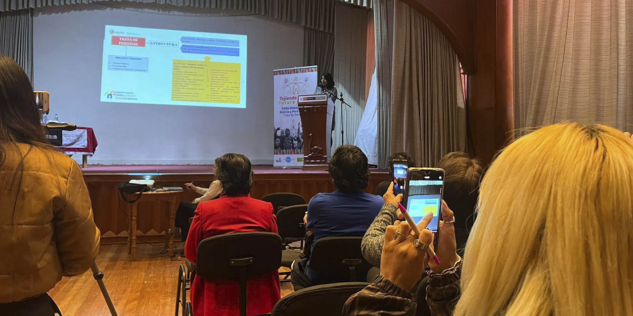 El Encuentro Intergeneracional Binacional “Tejiendo Nuestro Futuro Junt@s”, que se llevó a cabo en Cuzco, Perú. Foto: Ministerio de Justicia