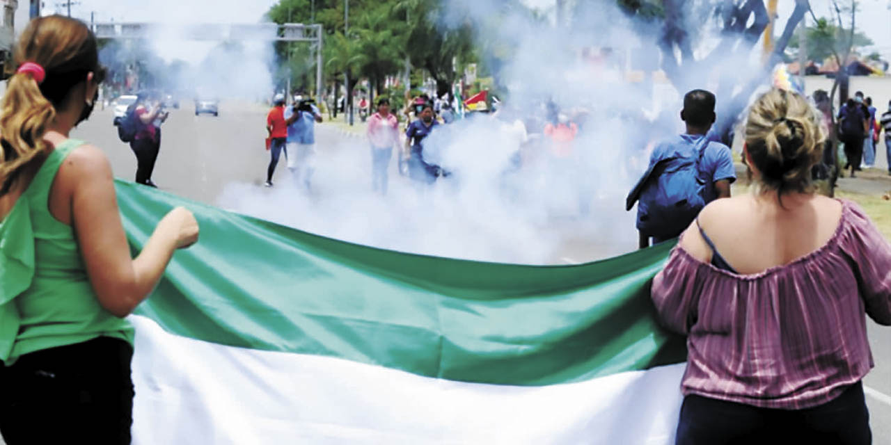 Protestas en Santa Cruz en medio del paro cívico que duró 36 días.  | Foto: RRSS