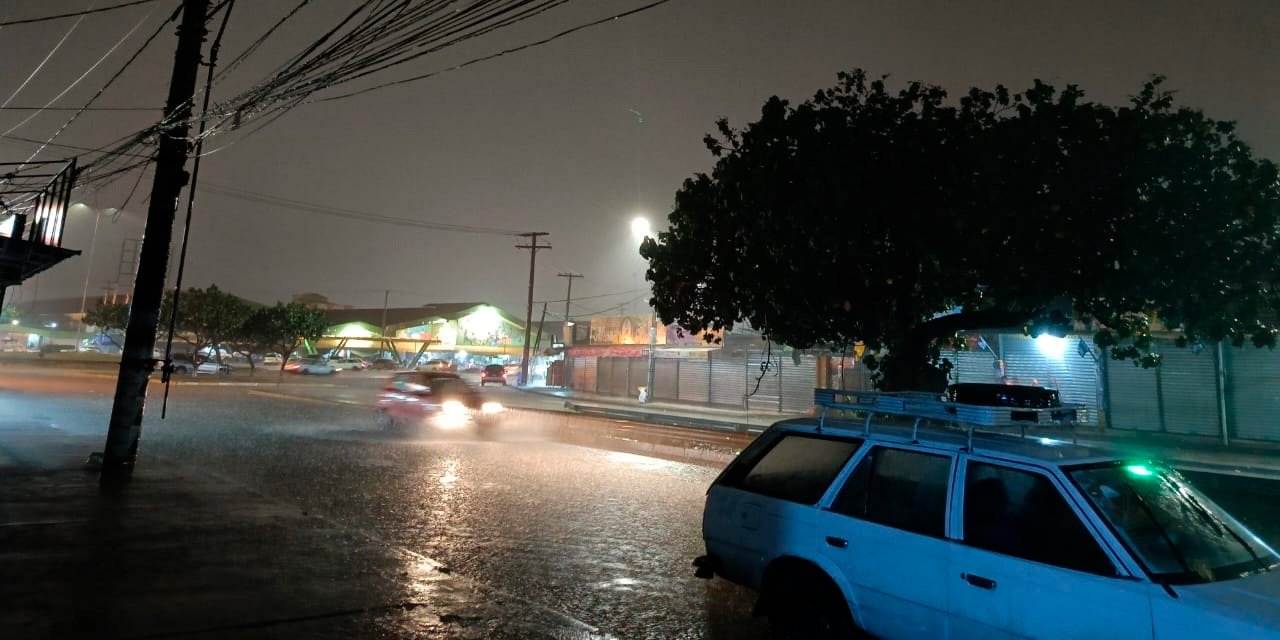 Luego del operativo se registraron lluvias en varias zonas de Santa Cruz. Foto: Facebook Eduardo del Castillo