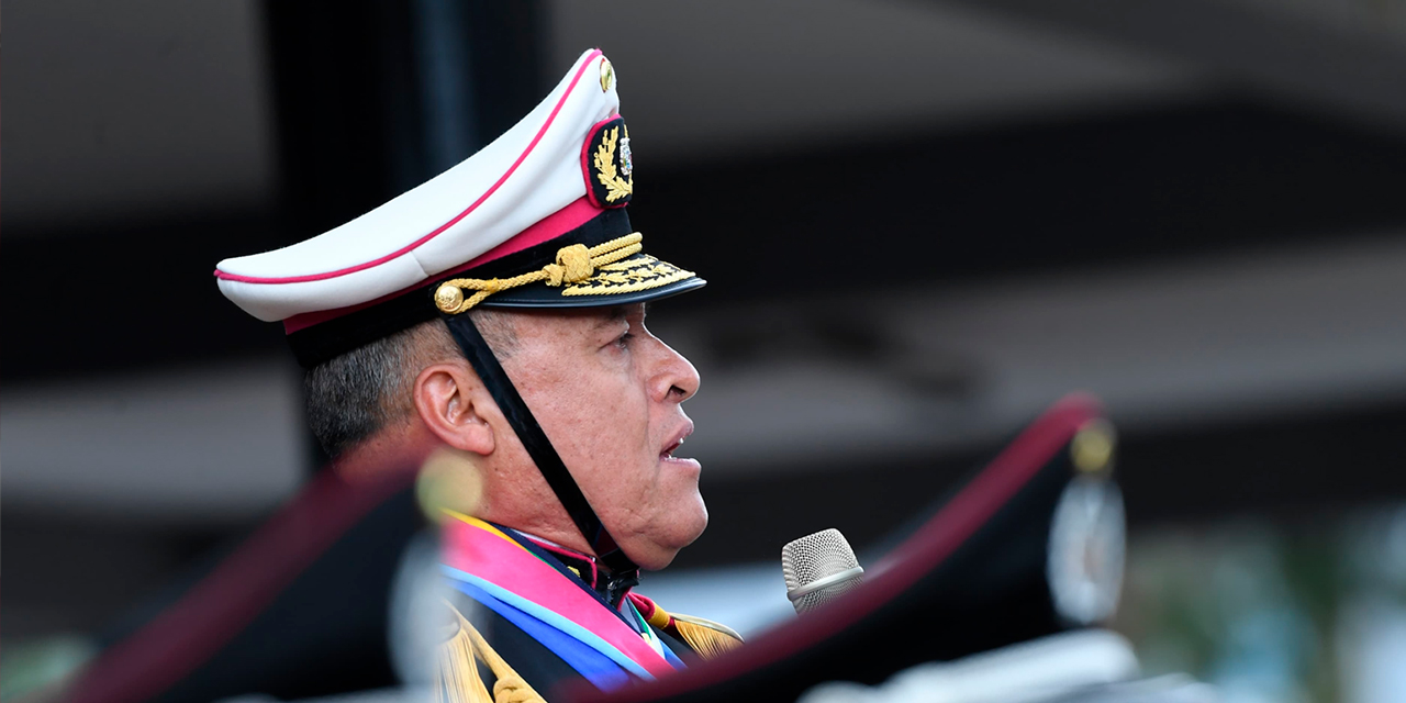 El comandante del Ejército, Juan José Zúñiga. Foto: Josué Cortez / ABI