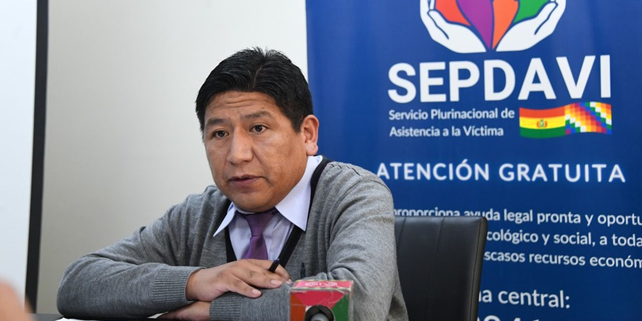 Director del Servicio Plurinacional de Asistencia a la Víctima (Sepdavi), Luis Fernando Atanacio. Foto: Josue Cortez ABI