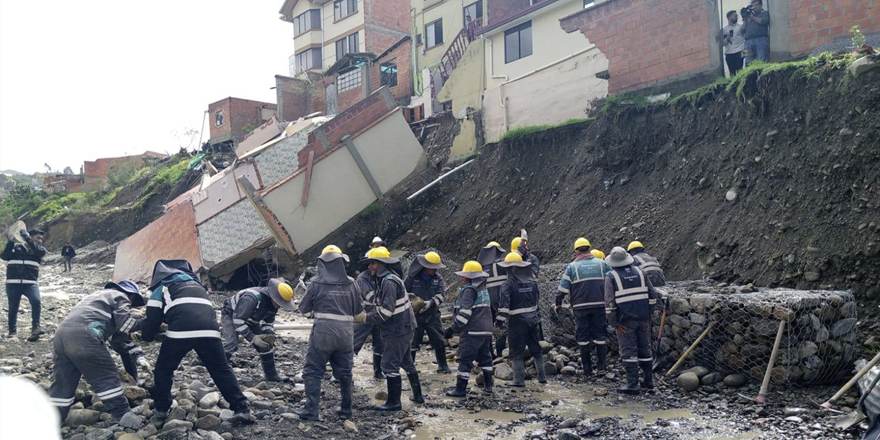 Colapso de una vivienda en la zona Irpavi II