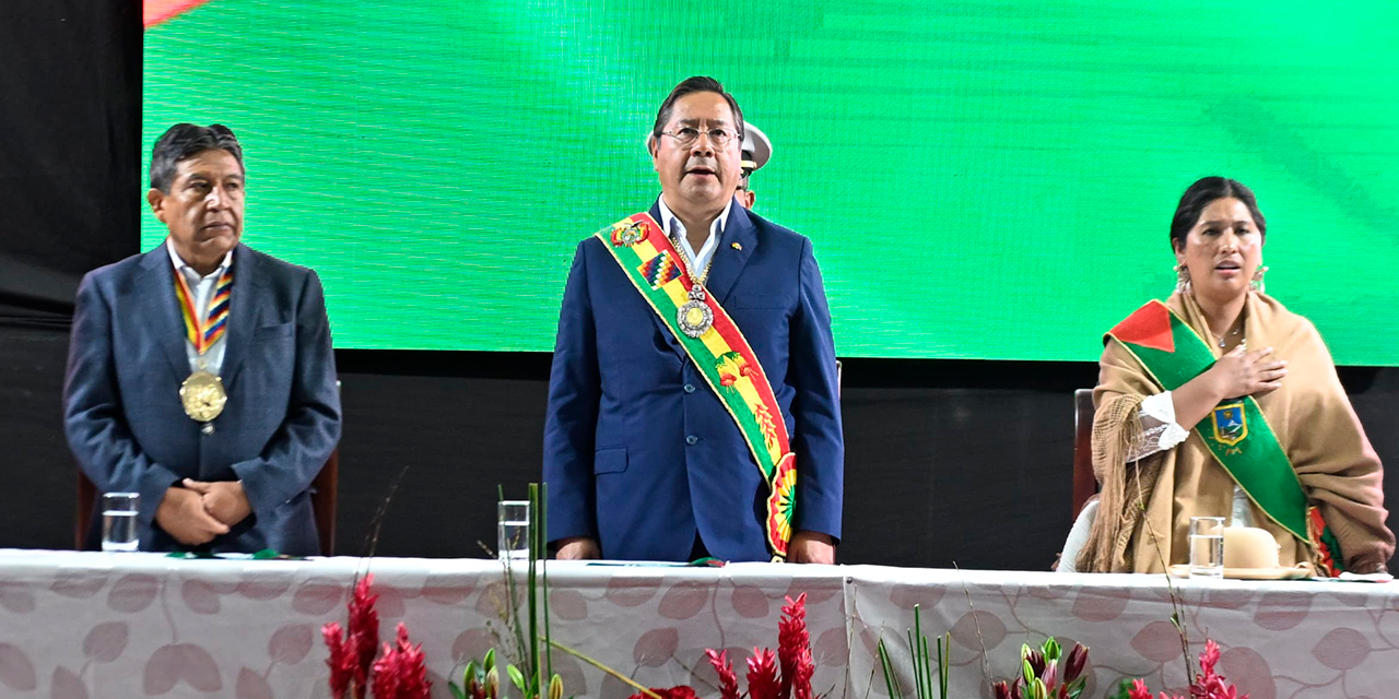 Sesión de Honor por el aniversario 36 de El Alto. Foto: Red Patria Nueva