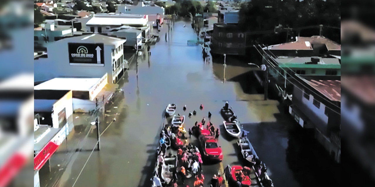 En el estado de Rio Grande do Sul se elevaron y desbordaron las aguas de los ríos. Foto: RRSS