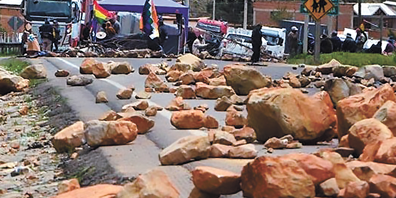 Los evistas generaron un bloqueo de caminos en enero. Foto: RRSS