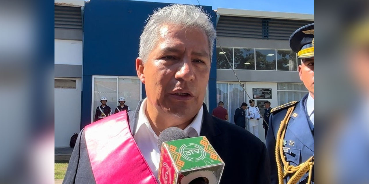 El ministro de Defensa, Edmundo Novillo, en declaraciones a Bolivia TV. Foto: Ministerio de Defensa