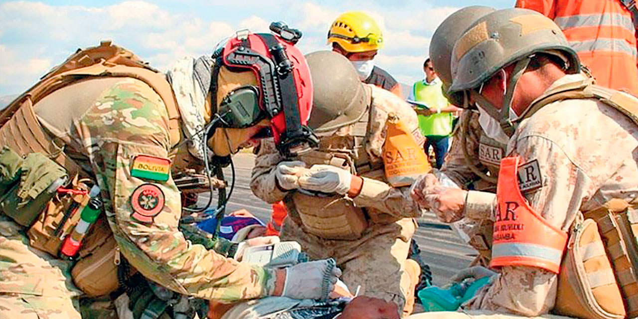 El Grupo Voluntario de Salvamento Bolivia - SAR. Foto:  Ministerio de Defensa