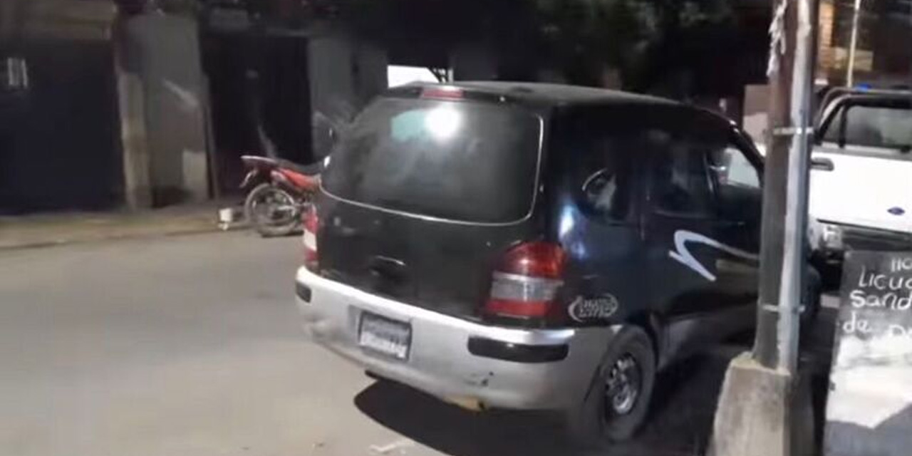 Uno de los motorizados que servían para entrega por delivery de los combustibles. Foto: Captura Live Bolivia Noticias