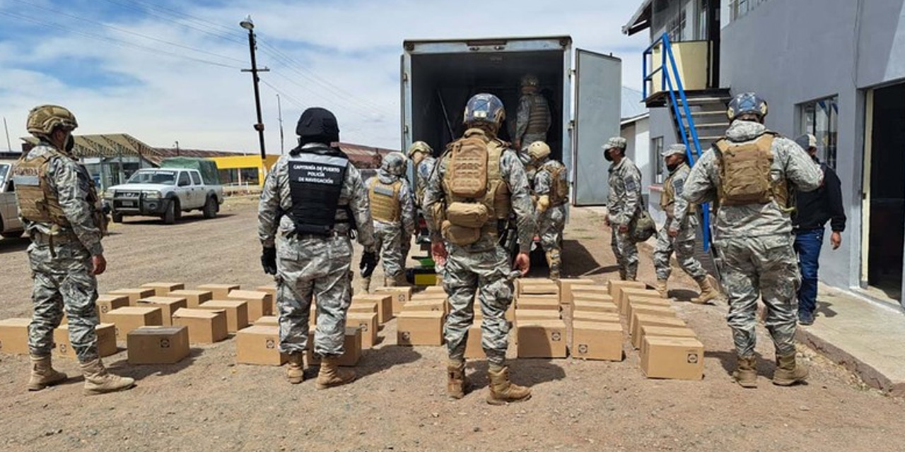 Efectivos del Comando Estratégico Operacional de Lucha Contra el Contrabando. Foto: Archivo