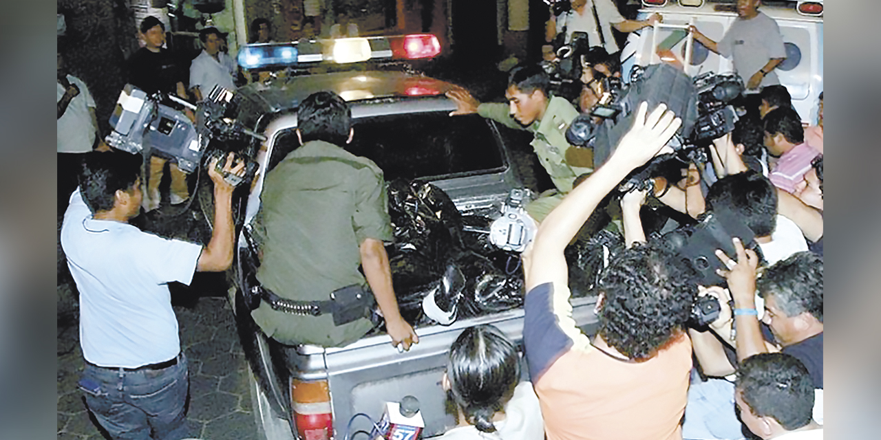 Una imagen sobre lo que ocurrió la noche del 16 de abril de 2009, en la ciudad de Santa Cruz. | Foto: RRSS