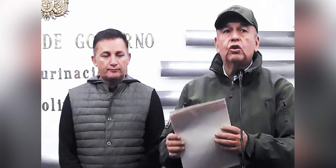 Arturo Murillo y Luis Fernando López en conferencia de prensa en 2019. | Foto: Archivo